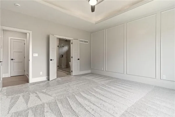 $927,445 | 2531 Northeast Woodland Court, Lee's Summit, MO 64086