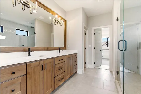 $927,445 | 2531 Northeast Woodland Court, Lee's Summit, MO 64086