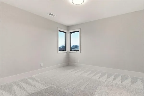 $927,445 | 2531 Northeast Woodland Court, Lee's Summit, MO 64086