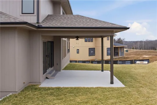 $927,445 | 2531 Northeast Woodland Court, Lee's Summit, MO 64086