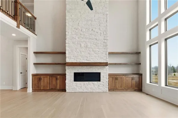 $927,445 | 2531 Northeast Woodland Court, Lee's Summit, MO 64086