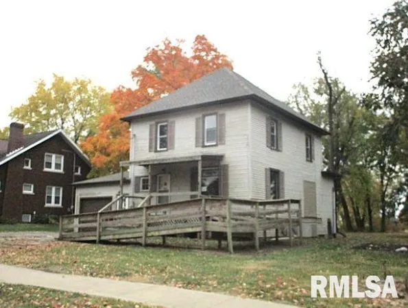 $27,000 | 419 East Walnut Street, Washburn, IL 61570