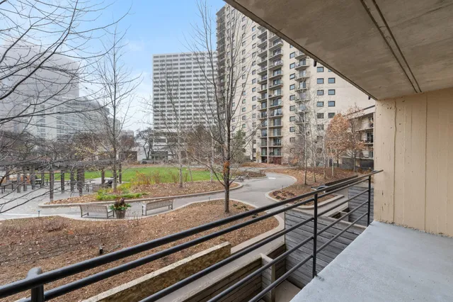 $2,295 | 1200 Nicollet Mall, Unit 218, Minneapolis, MN 55403