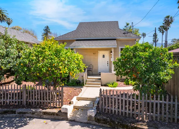 $1,349,000 | 417 West Canon Perdido Street, Santa Barbara, CA 93101