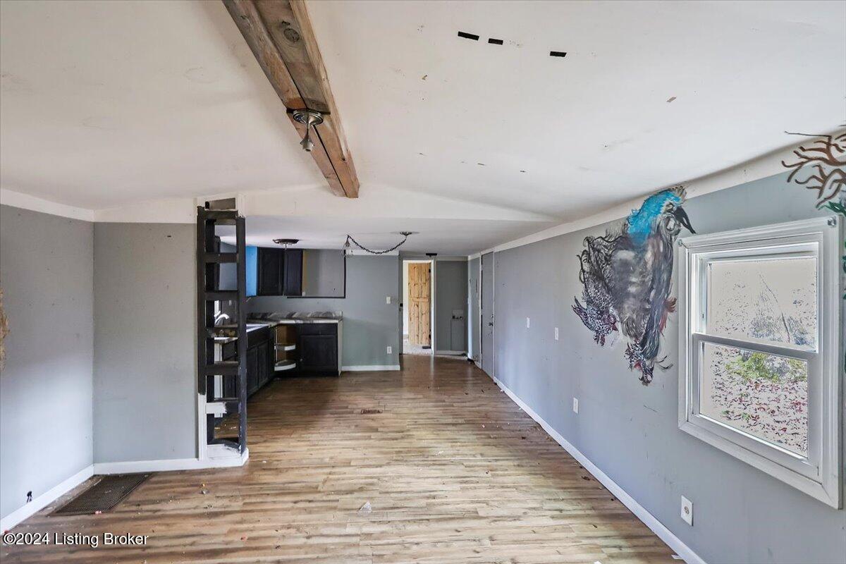 2253 R Whittaker Road Lewisburg, KY 42256 - Photo 8 of 26 Interior