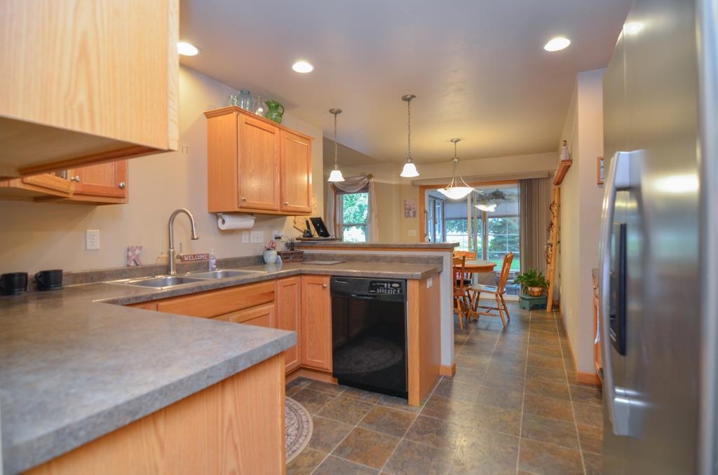 4813 North Apple Road Appleton, WI 54913 - Photo 10 of 42