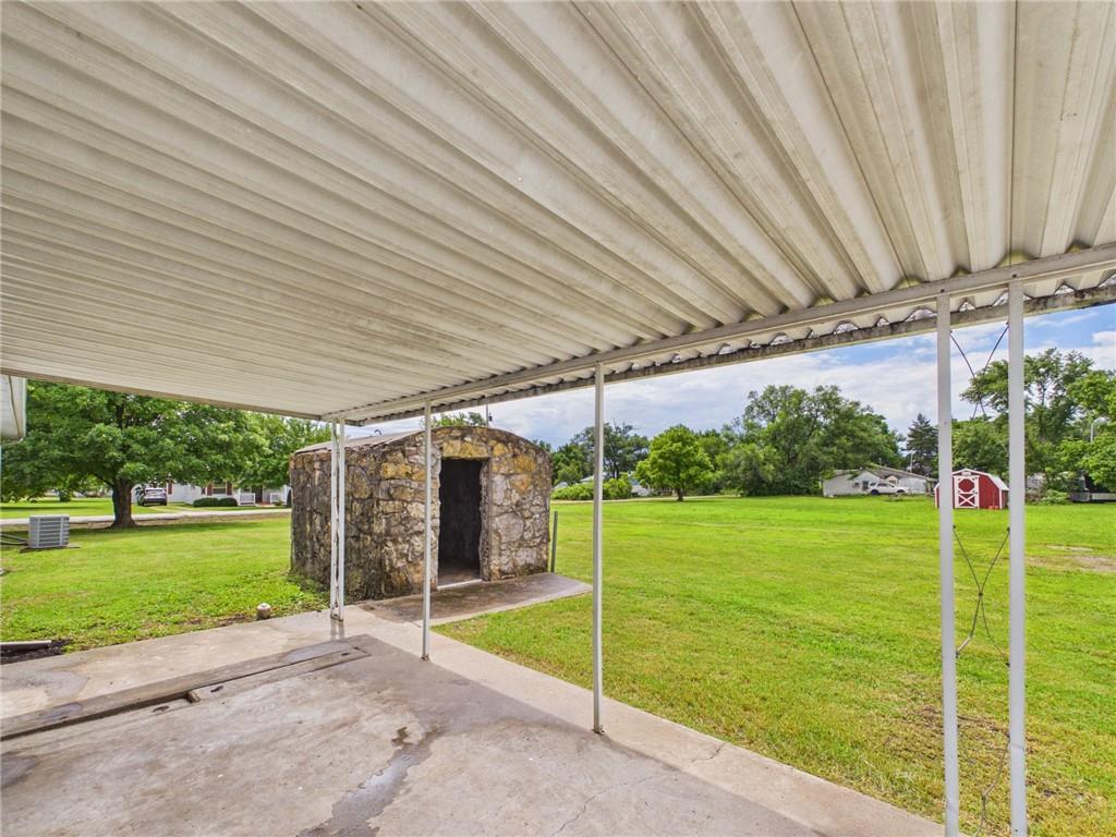 302 McCleverty Street Fort Scott, KS 66701 - Photo 21 of 23