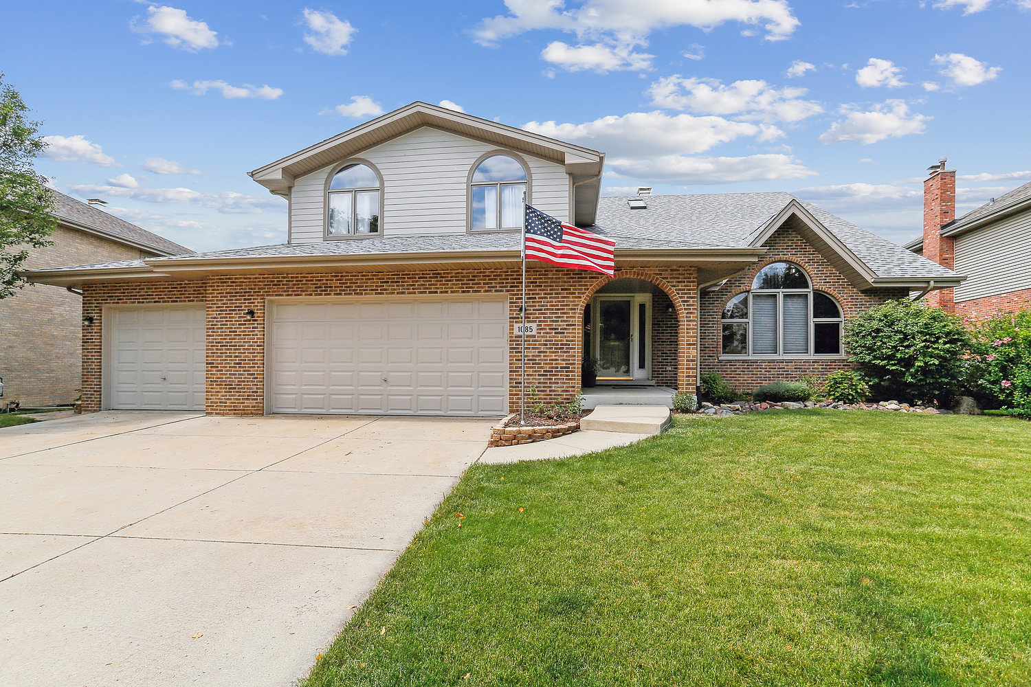 1085 Norwalk Road Lemont, IL 60439 - Photo 1 of 29 Gallery Image 1