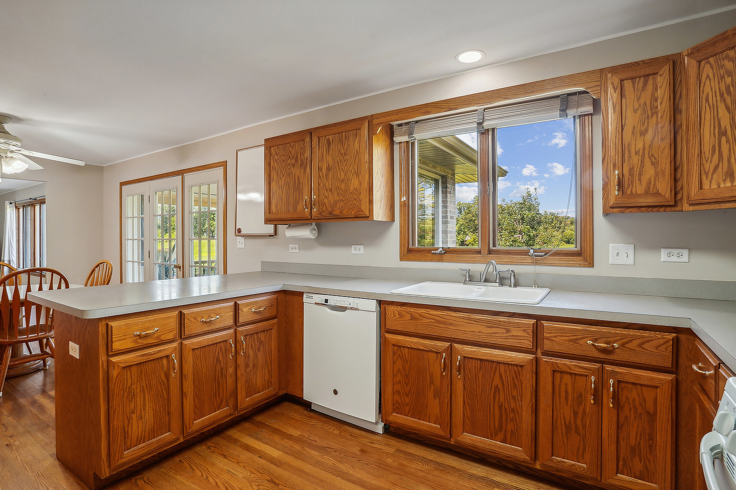 1085 Norwalk Road Lemont, IL 60439 - Photo 18 of 29 Gallery Image 18