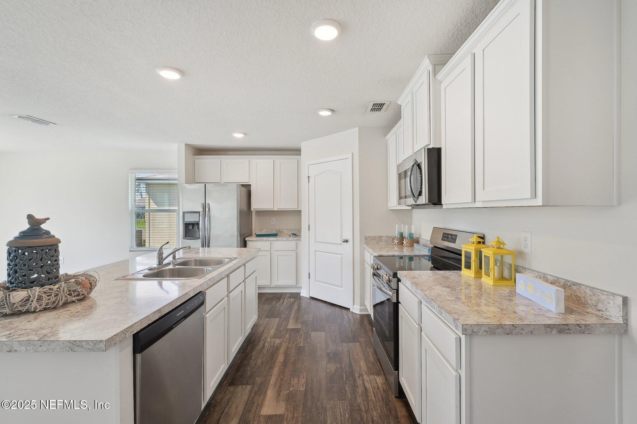 96 Cody Street St. Augustine, FL 32084 - Photo 13 of 62 11-web-or-mls-Cody St-2405-011