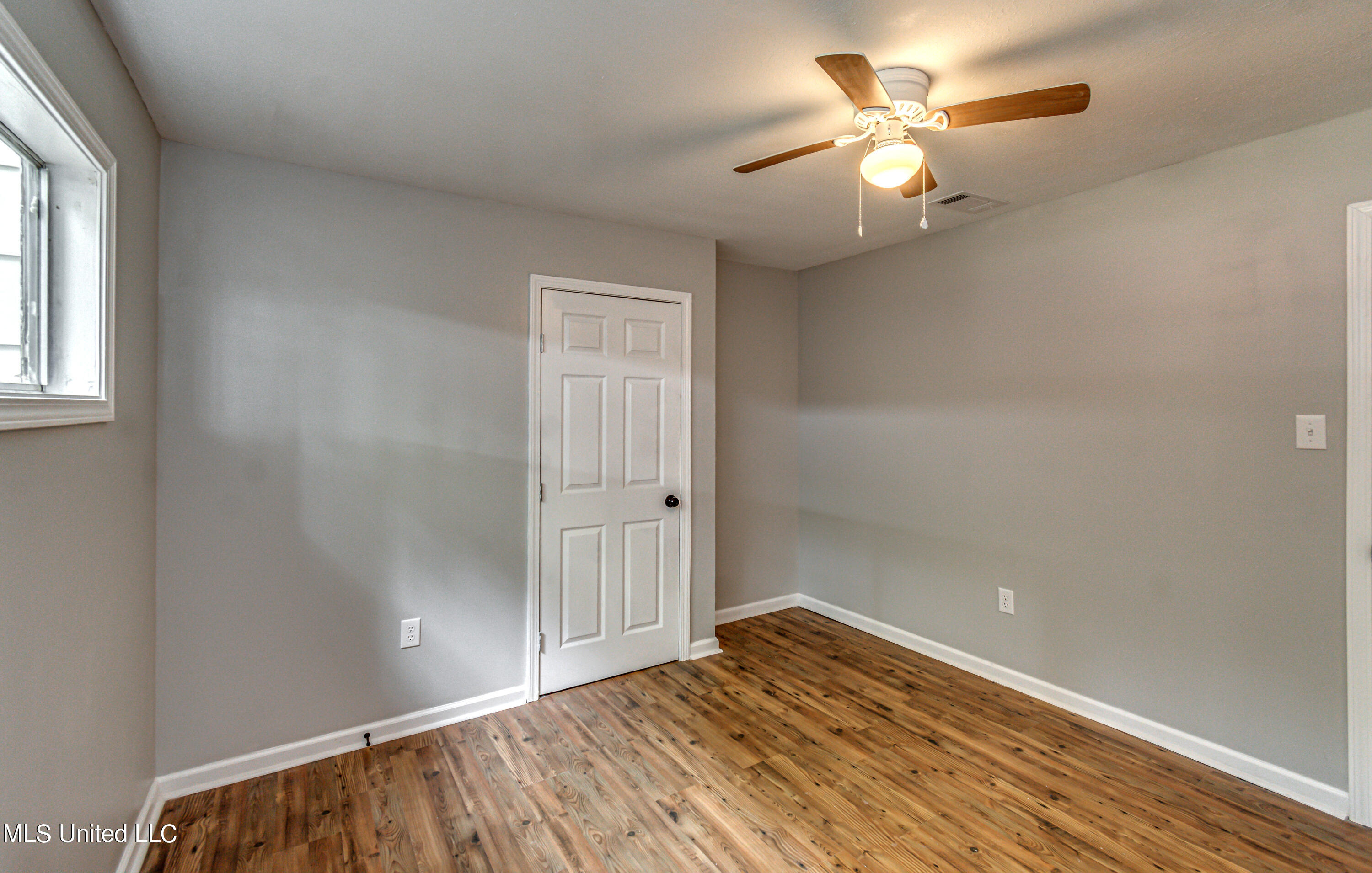 306 Lake Harbor Road Brandon, MS 39047 - Photo 23 of 54 306 Lake Harbor Road--4
