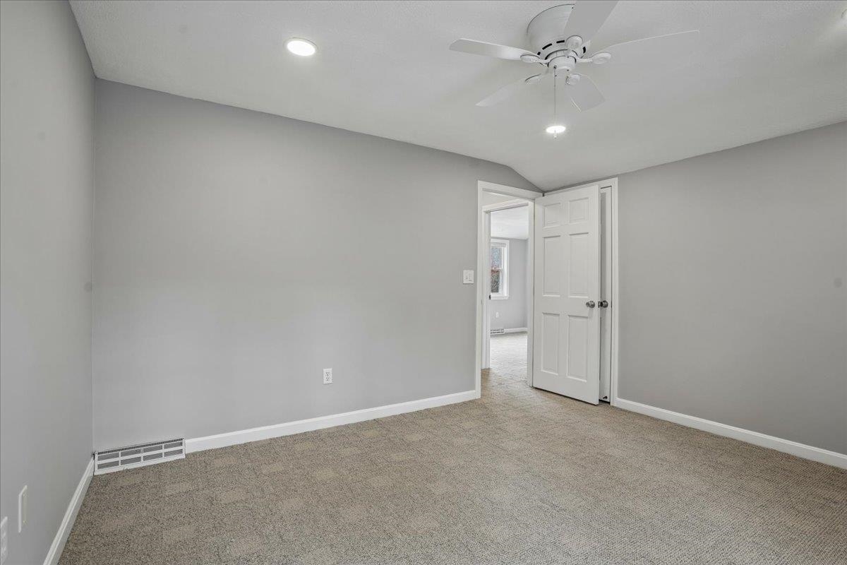 20 French Court Merrimack, NH 03054 - Photo 14 of 49
