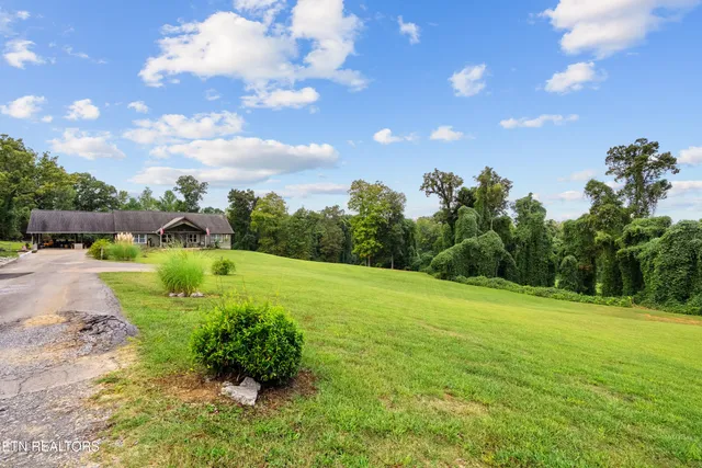 $749,999 | 818 Highway 360, Vonore, TN 37885