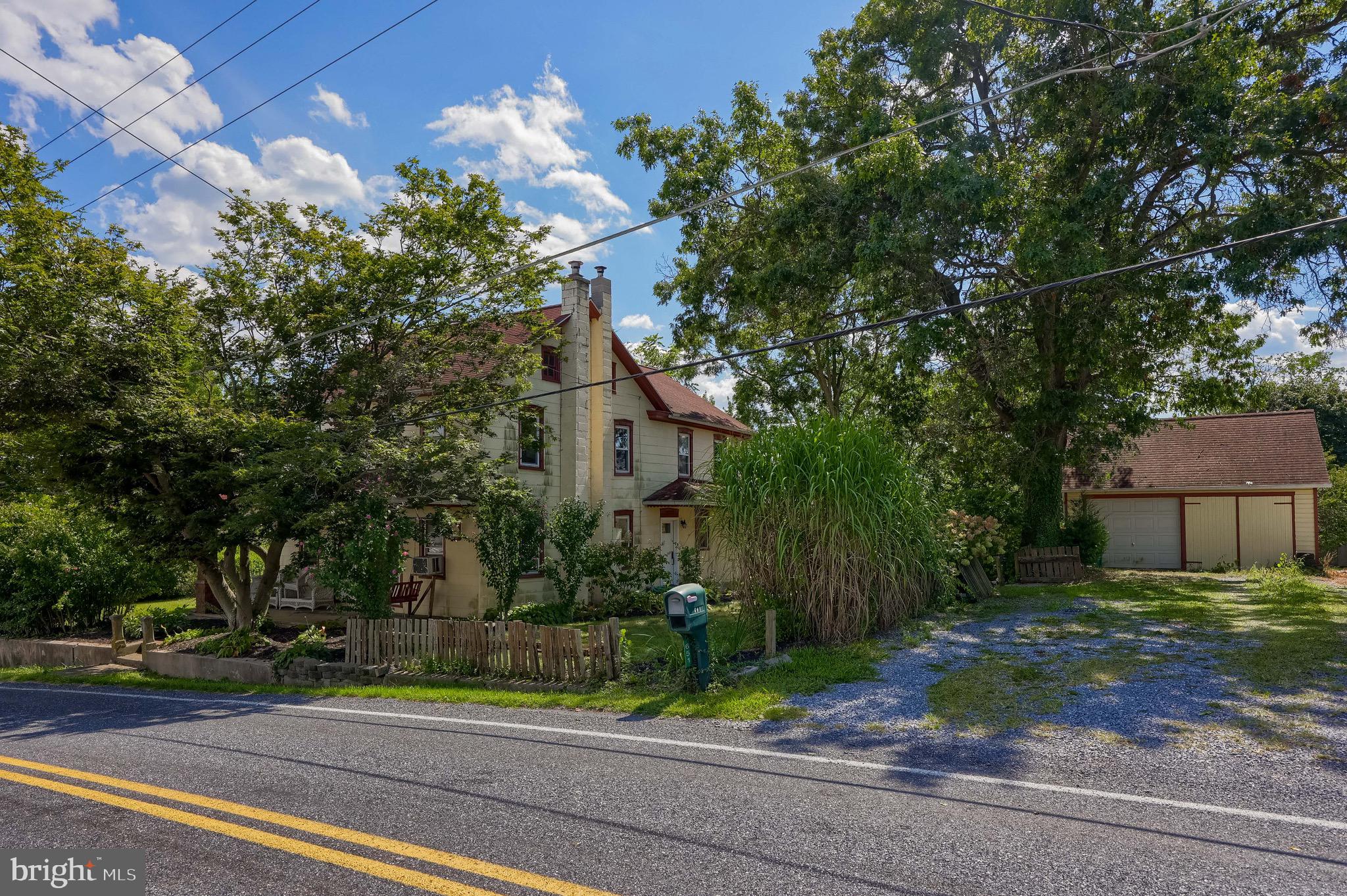 651 Lawn Road Palmyra, PA 17078 - Photo 4 of 44