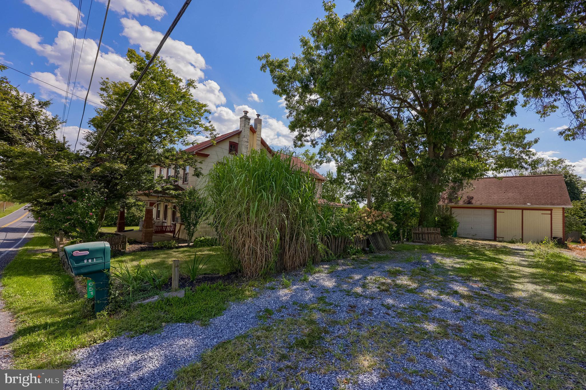 651 Lawn Road Palmyra, PA 17078 - Photo 5 of 44