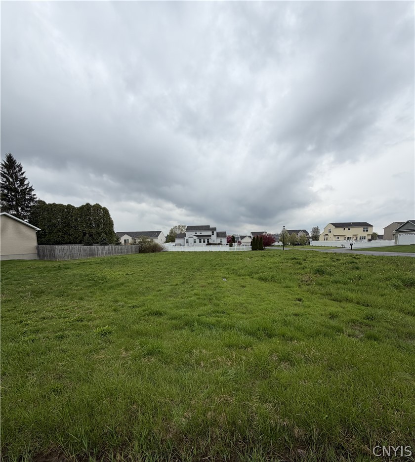 8621 Whiting Road Cicero, NY 13039 - Photo 4 of 10