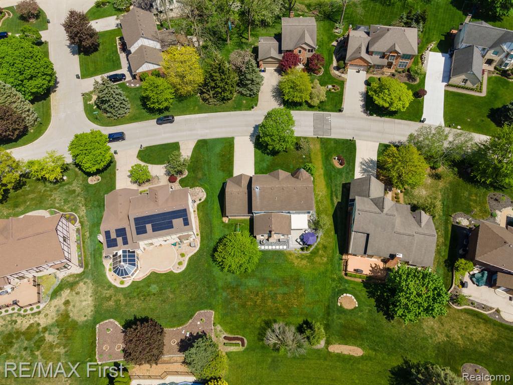 1209 Grandview Drive Rochester Hills, MI 48306 - Photo 38 of 46