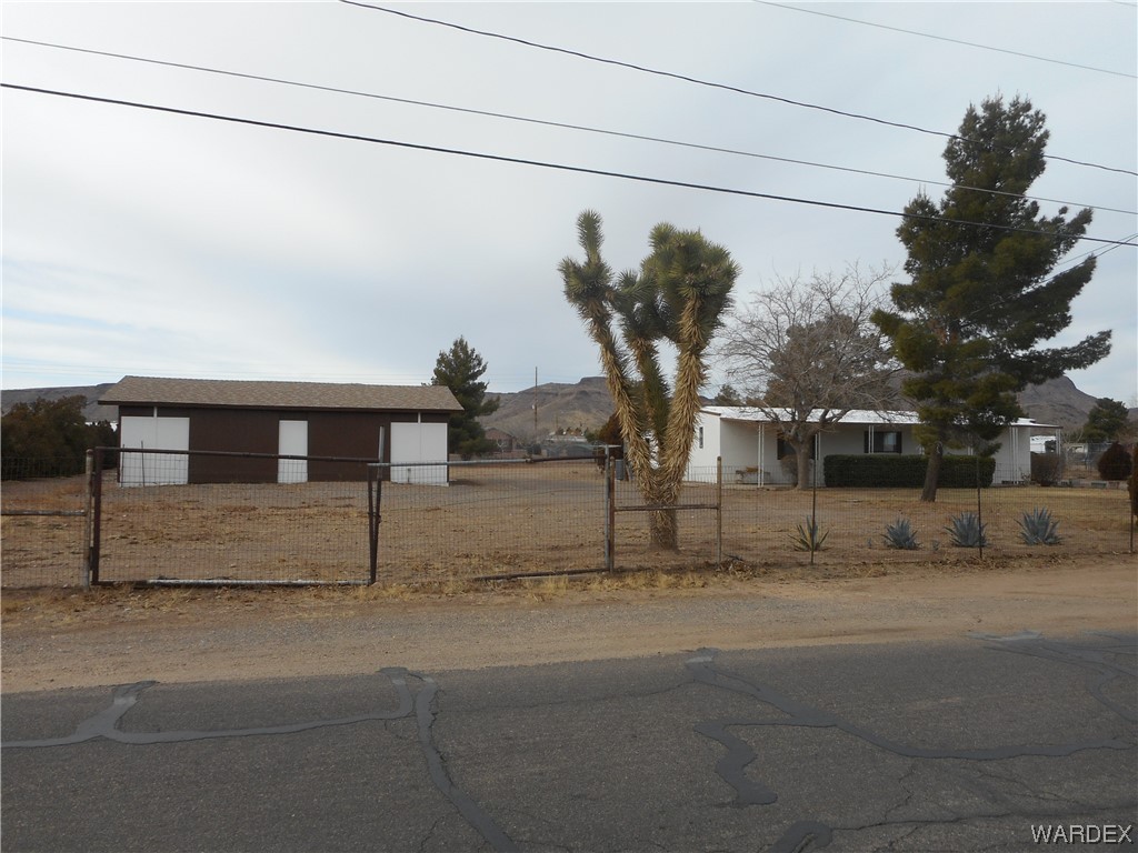 4165 North Stardust Road Kingman, AZ 86409 - Photo 3 of 33 Gallery Image 3