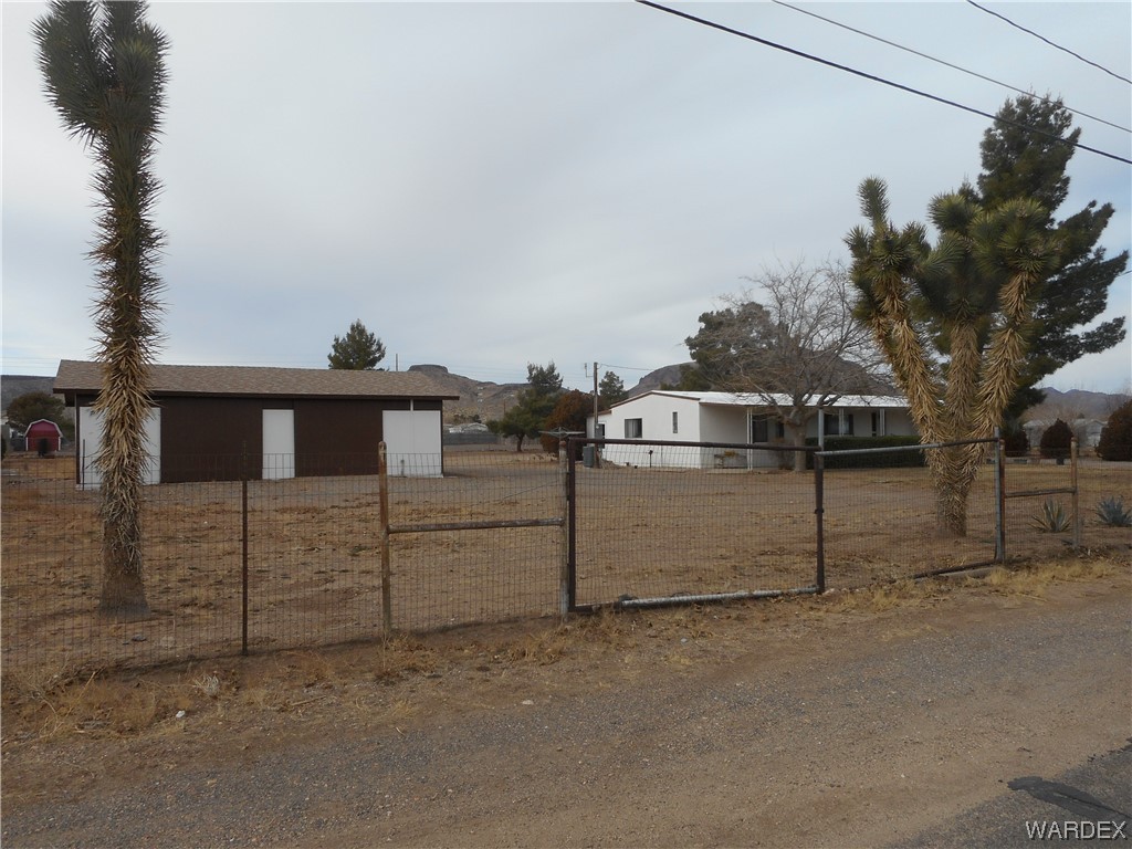 4165 North Stardust Road Kingman, AZ 86409 - Photo 4 of 33 Gallery Image 4