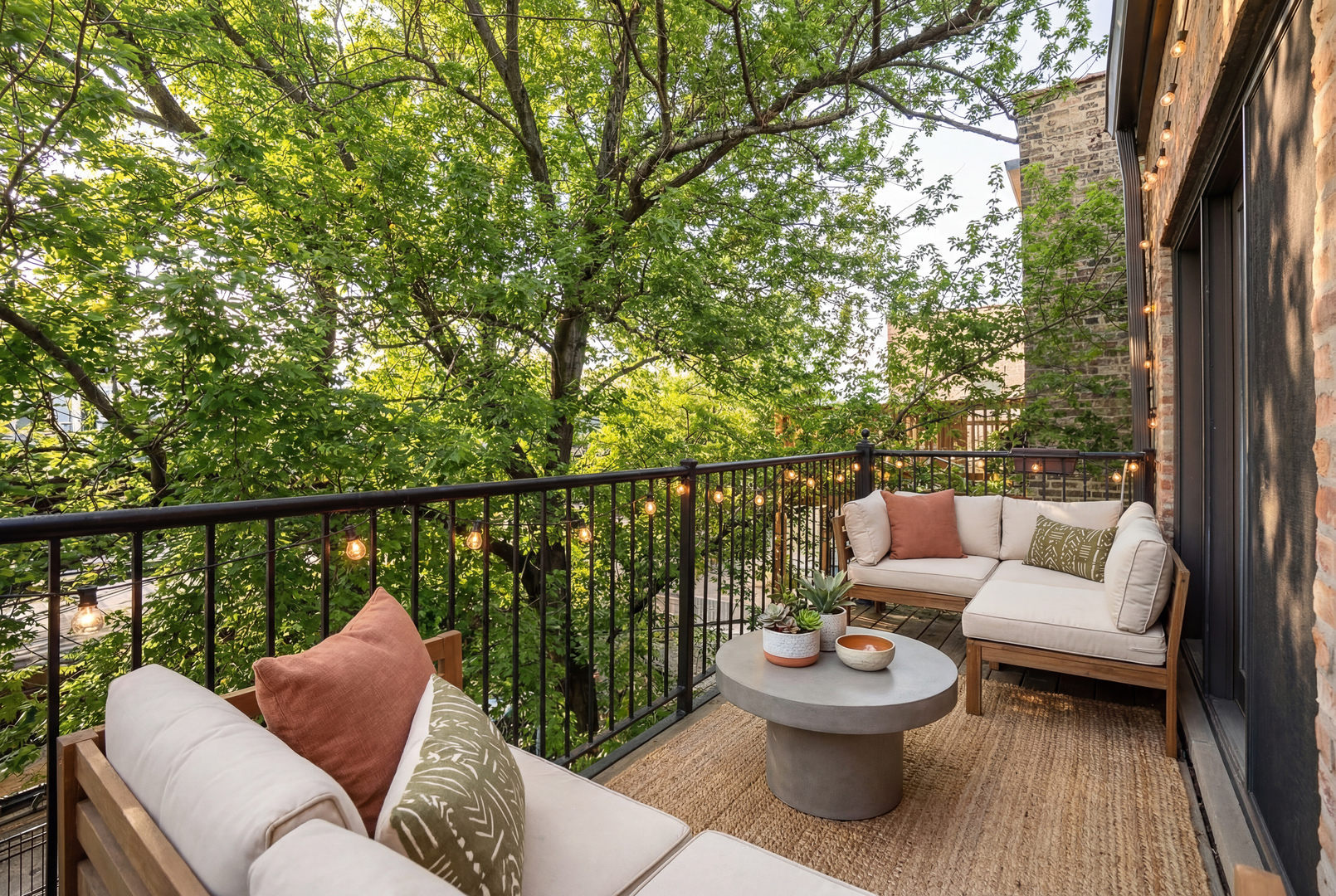 4038 North Kenmore Avenue, Unit 3 Chicago, IL 60613 - Photo 12 of 13