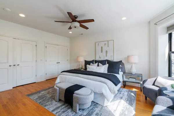 $499,000 | 4038 North Kenmore Avenue, Unit 3, Chicago, IL 60613