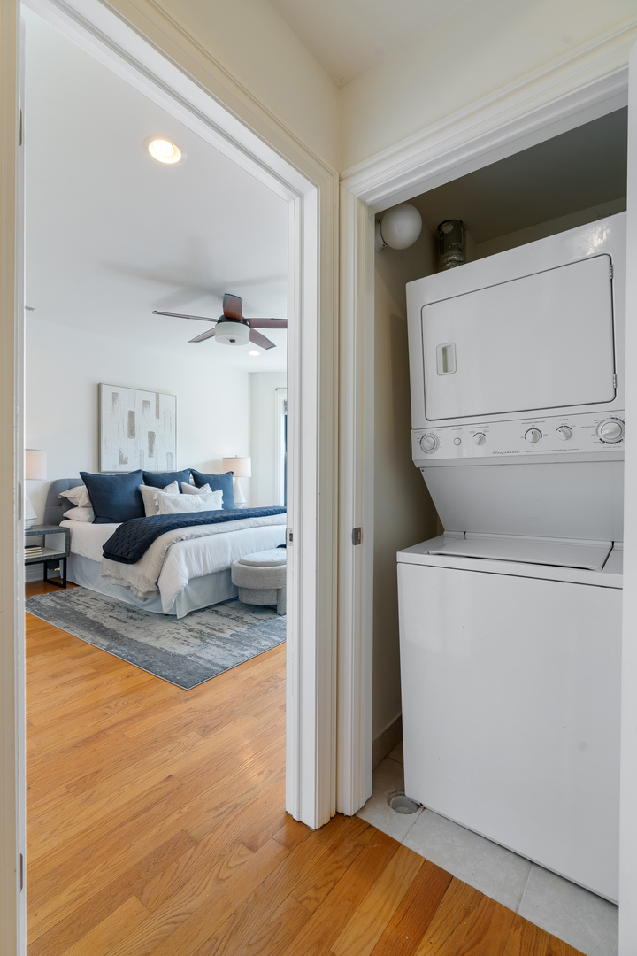 4038 North Kenmore Avenue, Unit 3 Chicago, IL 60613 - Photo 8 of 13