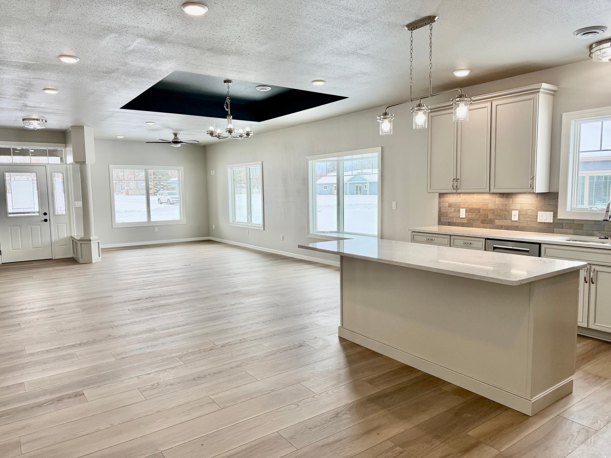 102 East Memory Lane Tyler, MN 56178 - Photo 5 of 40