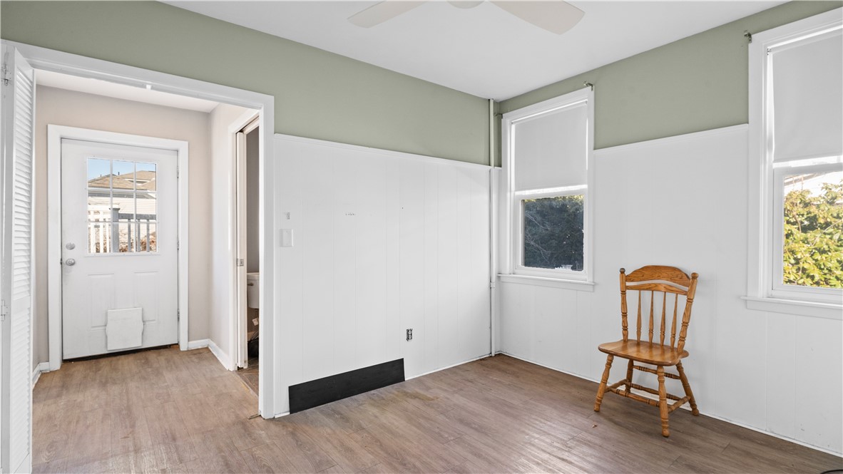 137 Colonial Avenue Cranston, RI 02910 - Photo 10 of 28