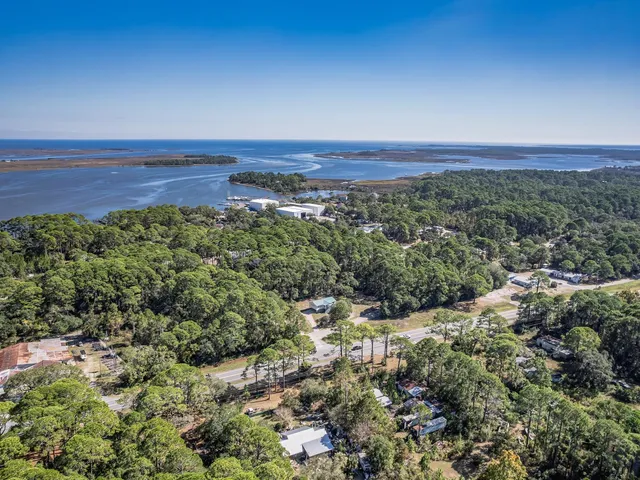 $209,000 | 5 Alapaha Avenue, Panacea, FL 32346