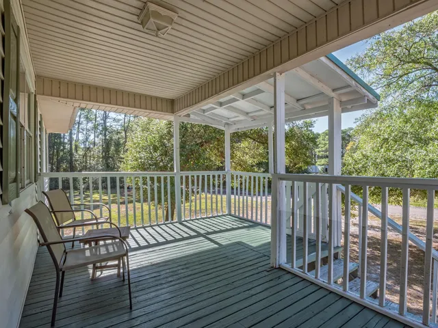 $209,000 | 5 Alapaha Avenue, Panacea, FL 32346