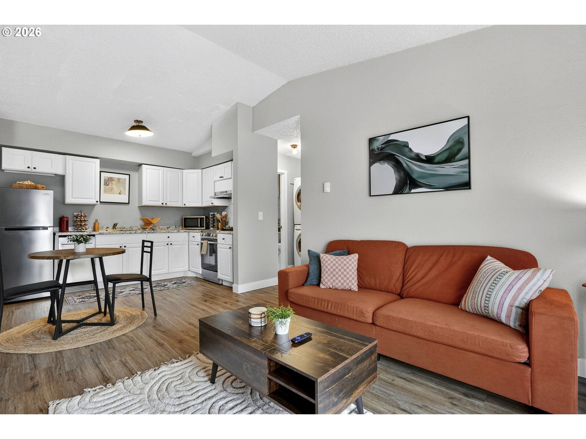 11044 Southwest Greenburg Road, Unit 321 Portland, OR 97223 - Photo 6 of 13