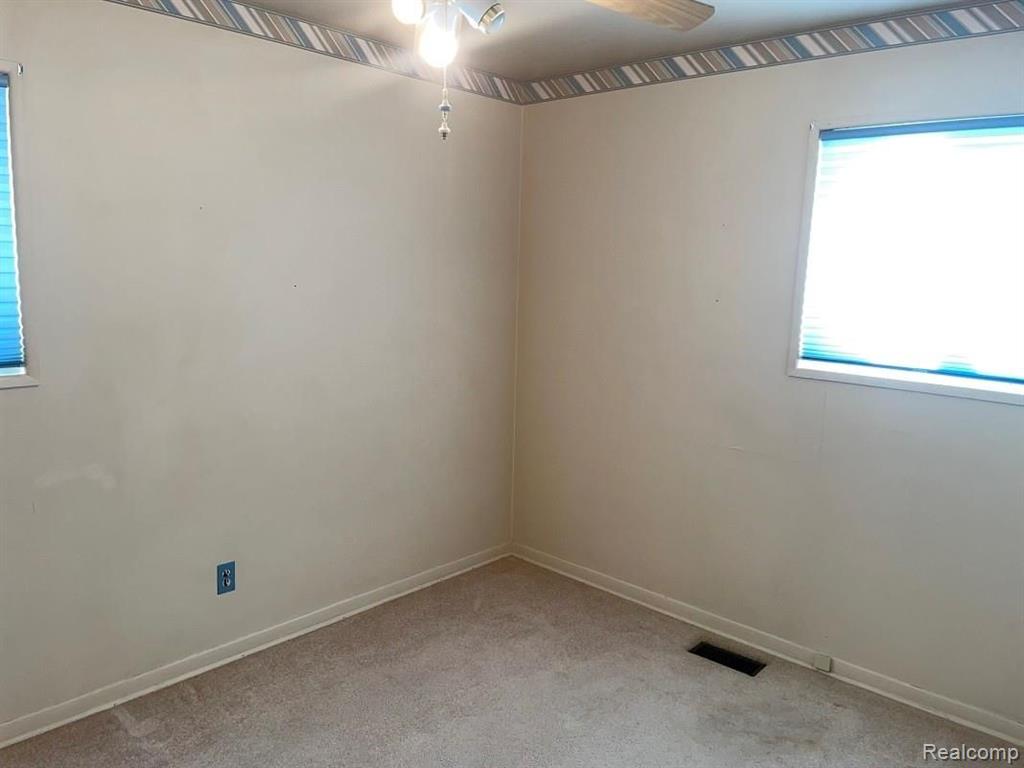 17971 Airport Road Fraser, MI 48026 - Photo 11 of 17 Gallery Image 11