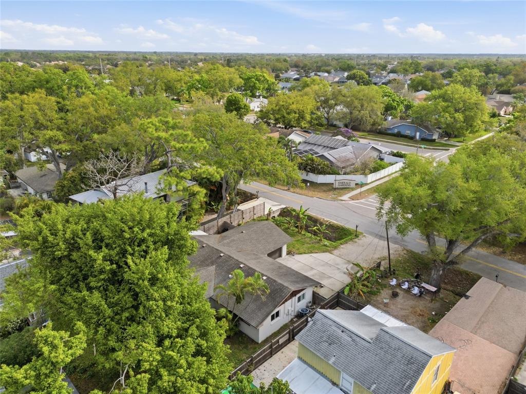 4576 Bliss Road Sarasota, FL 34233 - Photo 38 of 40 an aerial view of multiple house