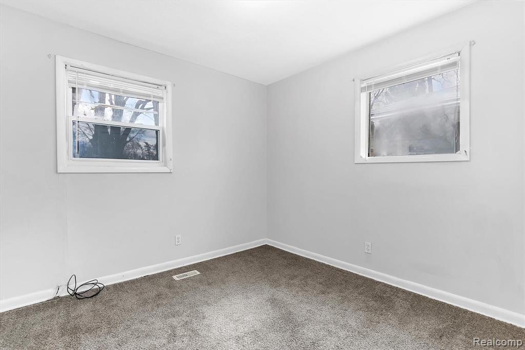 322 Michelson Road Rochester Hills, MI 48307 - Photo 20 of 31