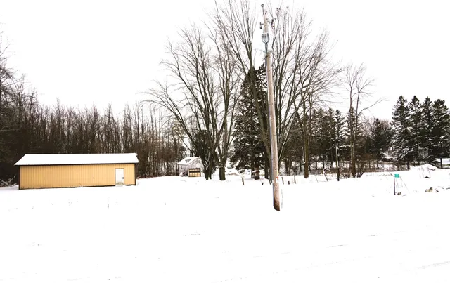 $192,500 | E1305 Bolt Road, Denmark, WI 54208