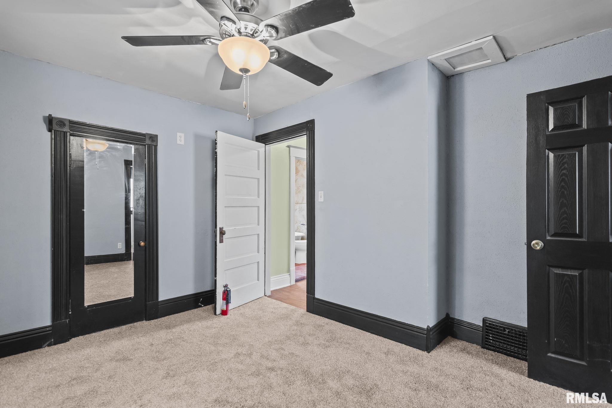 1933 South 1st Street Springfield, IL 62704 - Photo 25 of 43