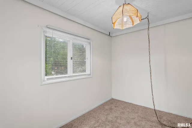 $95,000 | 1933 South 1st Street, Springfield, IL 62704