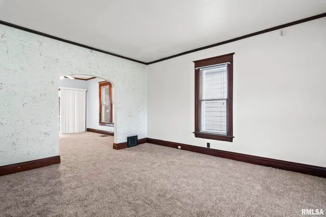 $95,000 | 1933 South 1st Street, Springfield, IL 62704