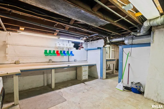 $95,000 | 1933 South 1st Street, Springfield, IL 62704