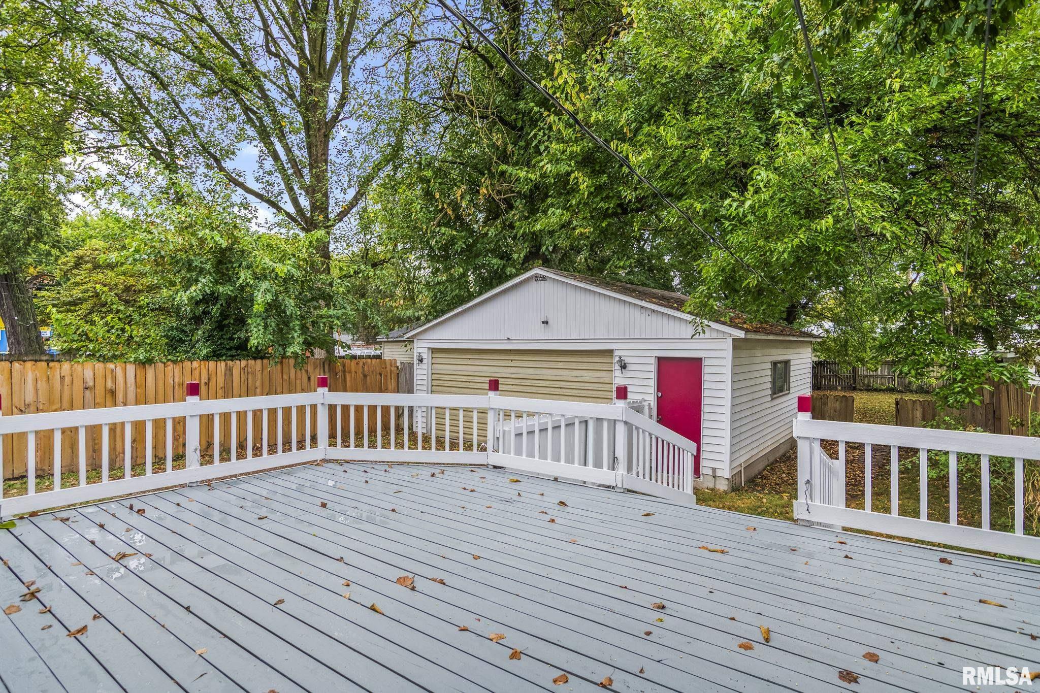 1933 South 1st Street Springfield, IL 62704 - Photo 37 of 43