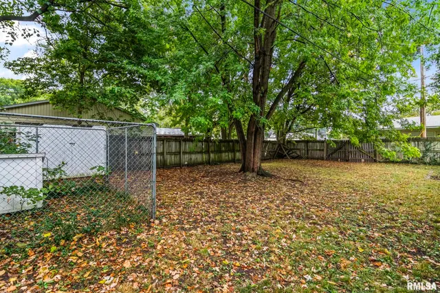 $95,000 | 1933 South 1st Street, Springfield, IL 62704