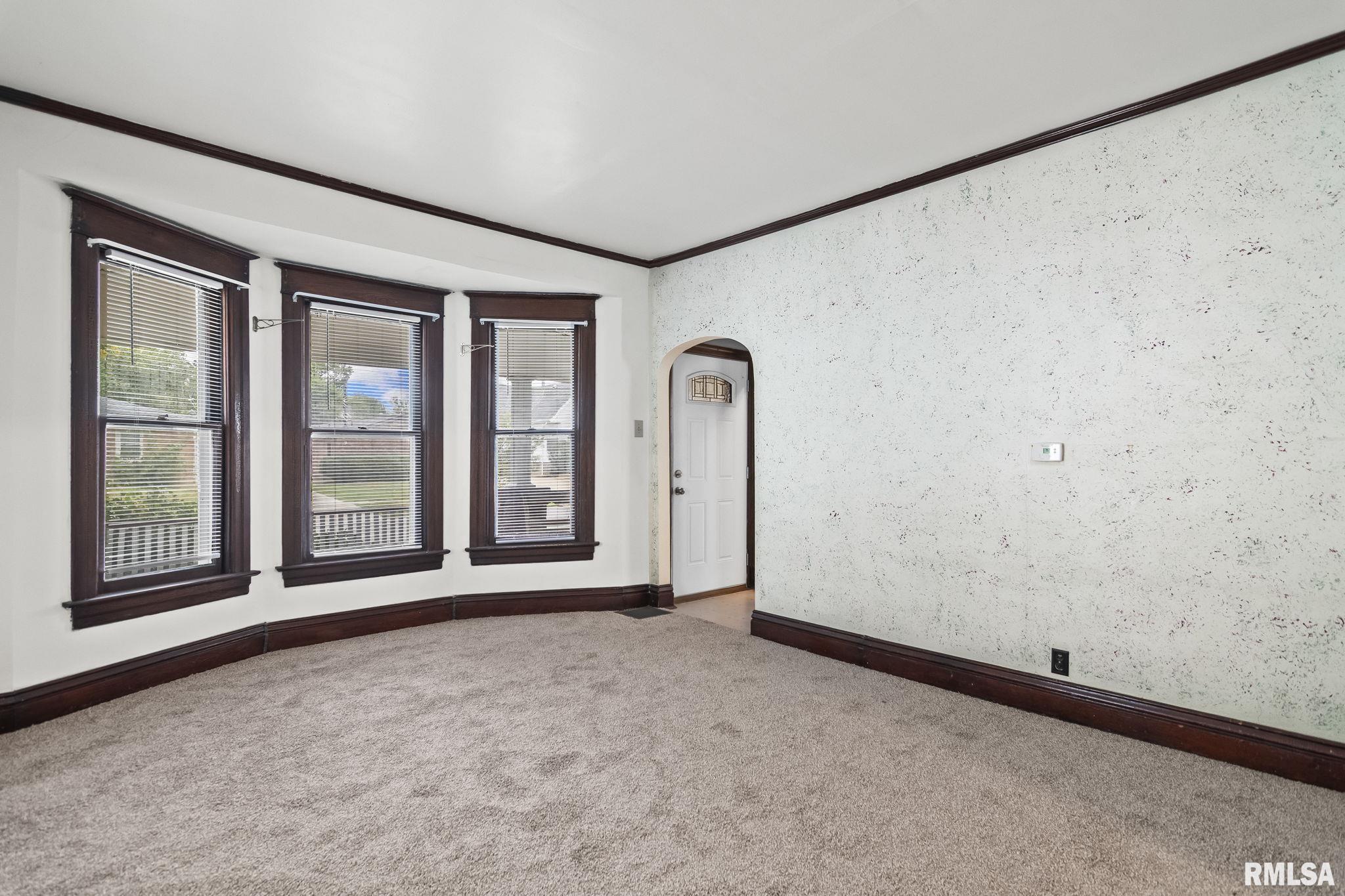 1933 South 1st Street Springfield, IL 62704 - Photo 6 of 43