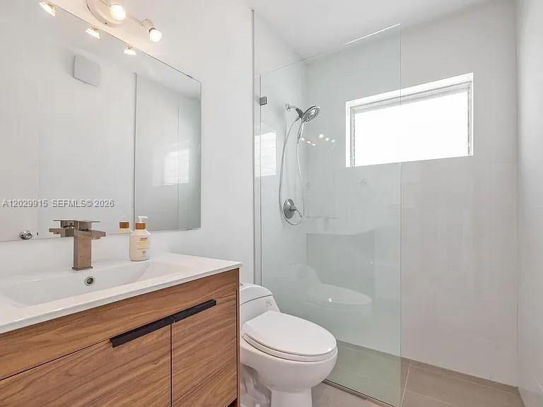 545 Northeast 64th Street, Unit 1 Miami, FL 33138 - Photo 9 of 11 Bathroom