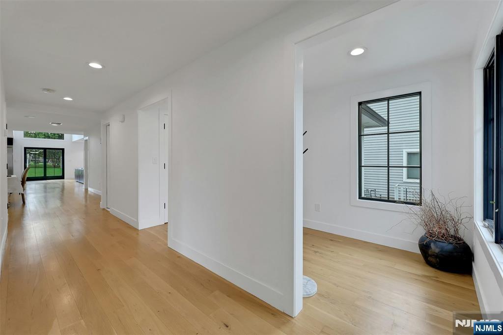 58 Spring Avenue Bergenfield, NJ 07621 - Photo 7 of 44