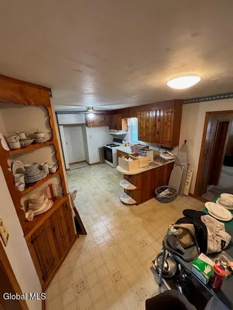 $279,900 | 33 Cromer Avenue, Schenectady, NY 12304