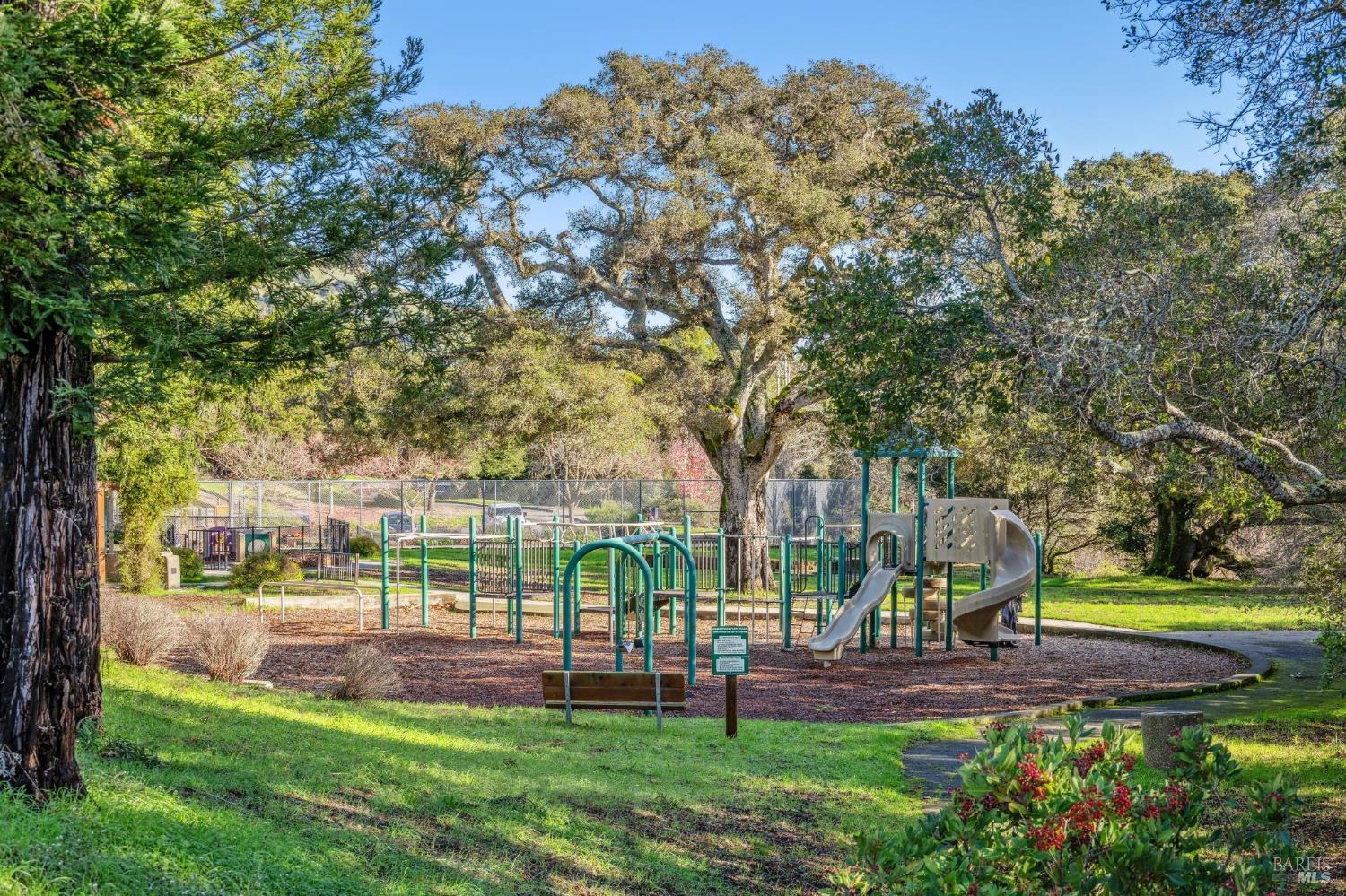 5 Creekside Drive San Rafael, CA 94903 - Photo 63 of 64