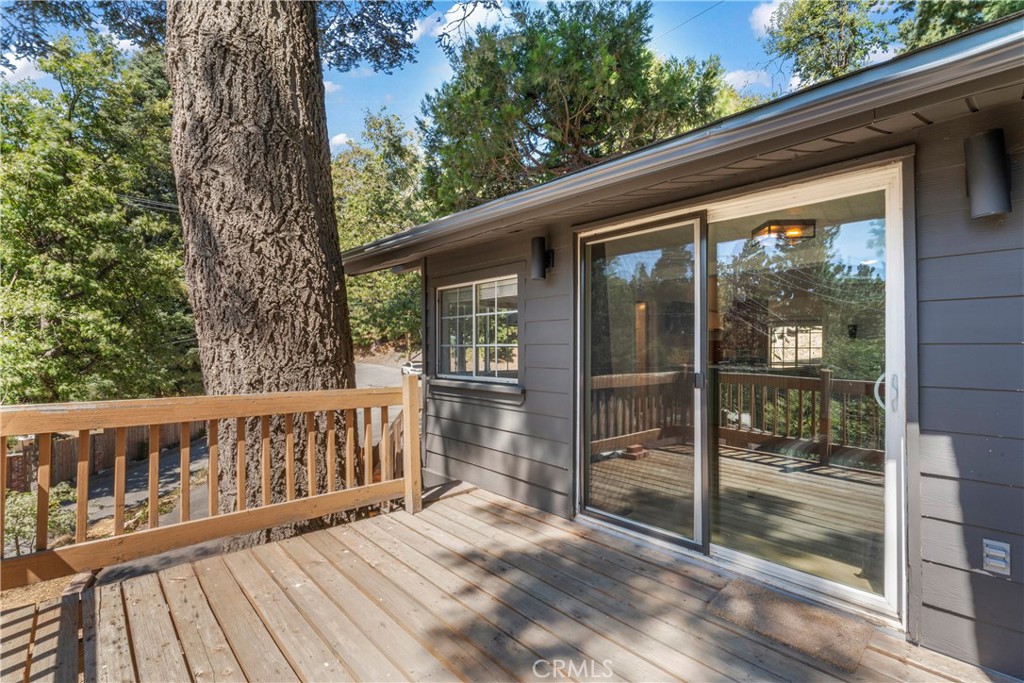 1139 Bear Springs Road Twin Peaks, CA 92391 - Photo 28 of 45 a view of wooden deck