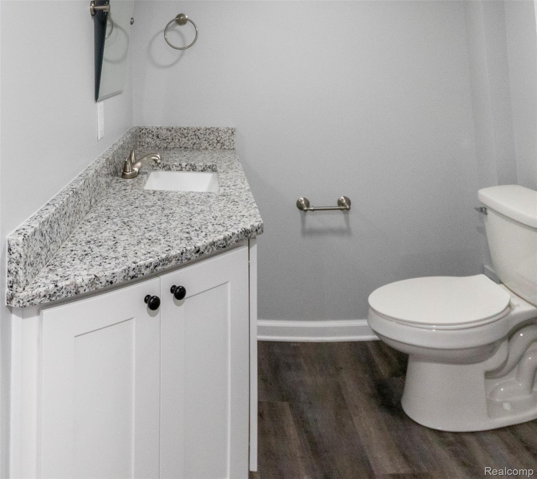 2611 South Lake George Road Metamora, MI 48455 - Photo 32 of 36 MET_Bath_3 (1 of 1).jpg