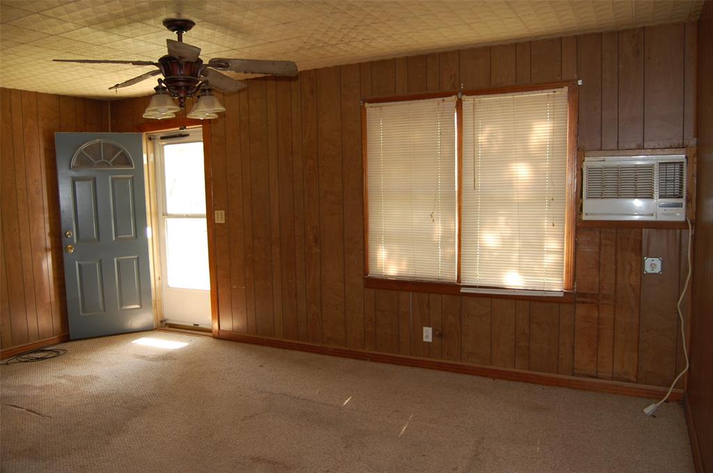 141 Ragland Street Graham, TX 76450 - Photo 11 of 17