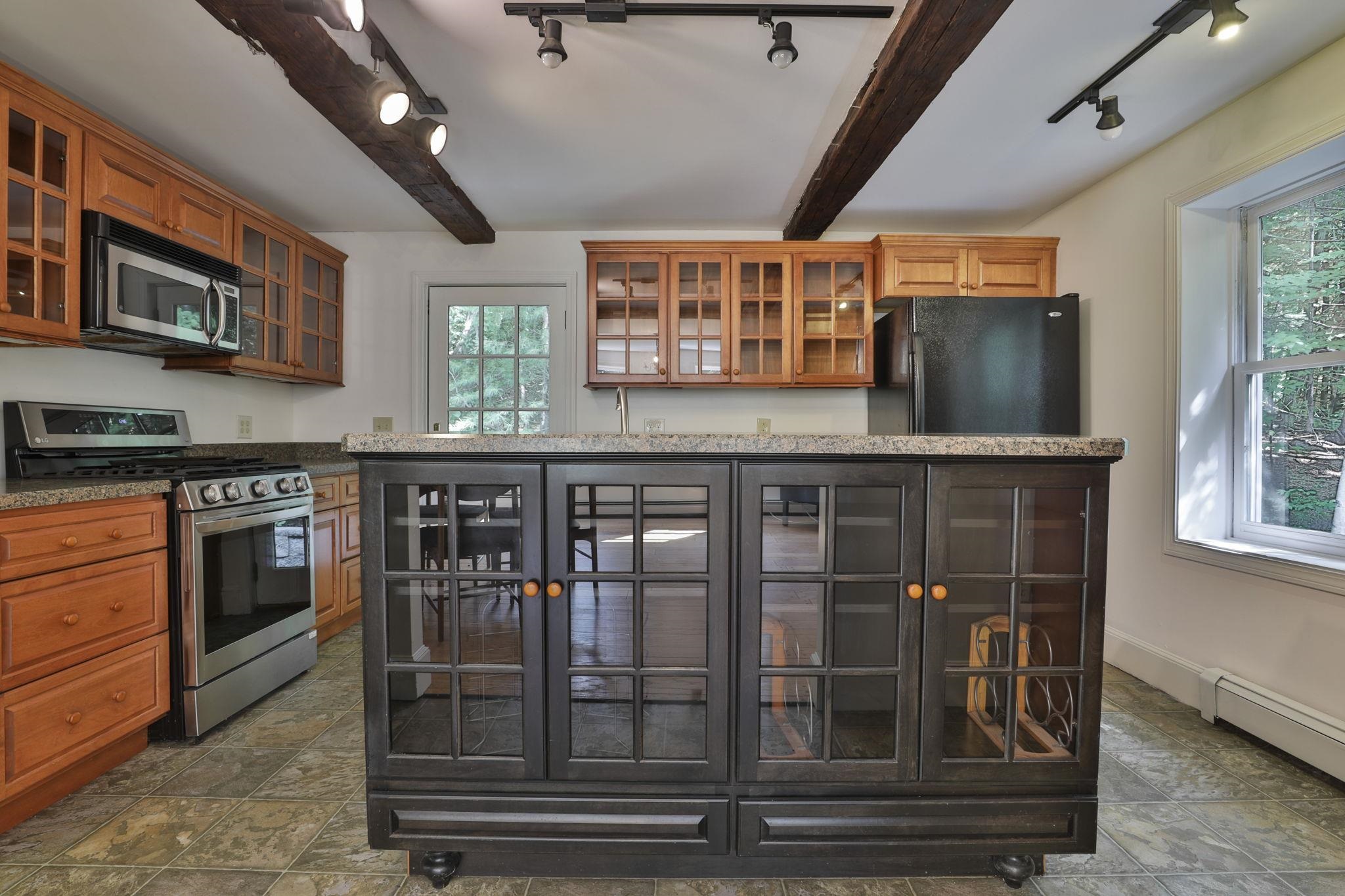 86 Shady Hill Road Weare, NH 03281 - Photo 6 of 37 Gallery Image 6